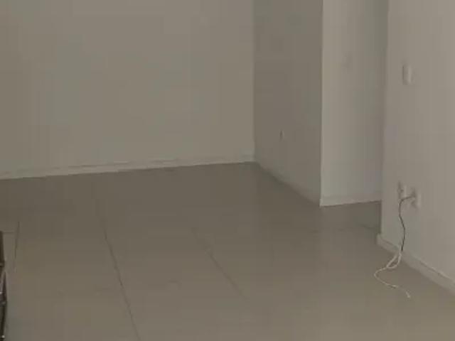 Aluguel de Apartamento Padrão com 2 Dormitórios em Tabuleiro, Camboriú