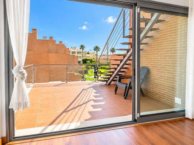 Aluguel de Longa Duração | Apartamento de golfe de 2 quartos no último andar com terraço privativo no terraço | Millennium Golf, Vilamoura