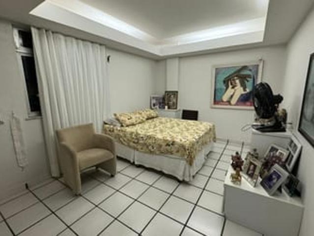 Aluguel de suíte mobiliada na Varjota