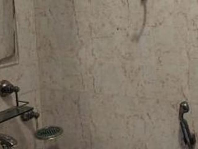 Aluguel de suite em casa de vila