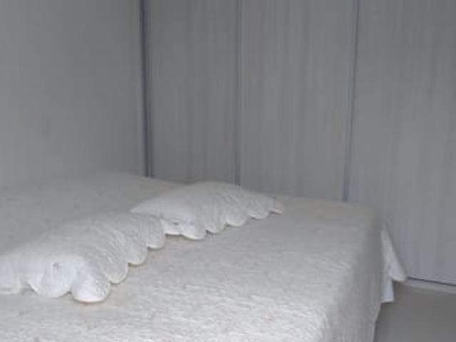 ALUGUEL DE SUÍTE EM CONDOMiNIO