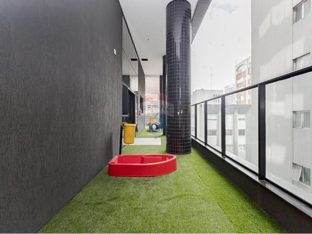 ALUGUEL STUDIO NOVO, TOTALMENTE MOBILIADO – R$ 2.100,00 ver detalhes do pacote de locação na descrição – Edifício All Batel – no bairro Batel