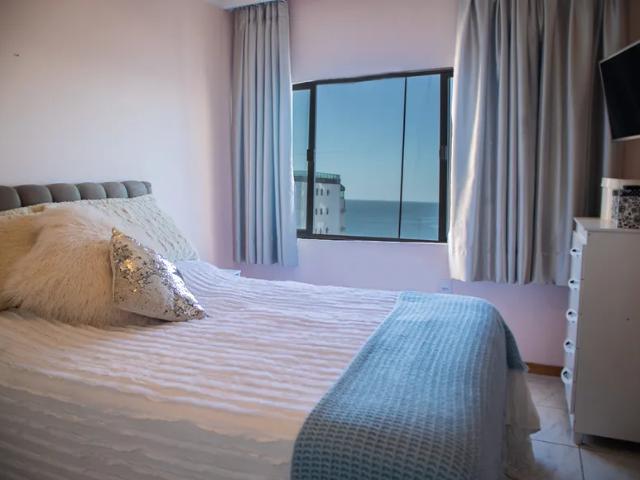 Venda apto vista para o mar, 3 quartos 2 suites mais 2 BW 1 garagem livre a 50m do mar. Centro