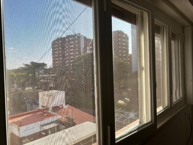 Alvear al 200, Argentina