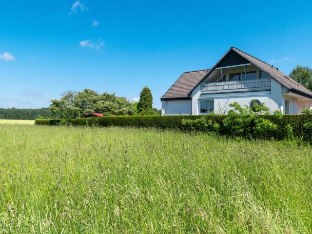 Alvesen vor den Toren Hamburgs – Traumgrundstück mit unverbaubarem Weitblick