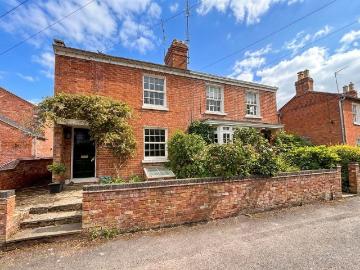 Alveston, Stratford Upon Avon CV37, 3 bed property to rent, £1,750 pcm | PrimeLocation