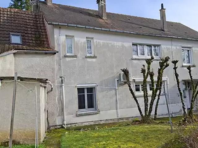Alvignac 46500 Achat / Vente maison 5 pièces t5 au dernier étage cave