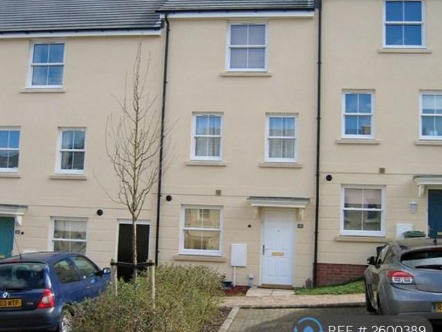 Alvington Drive, Cheltenham, GL52 4 bed terraced house to rent £1,799 pcm £415 pw