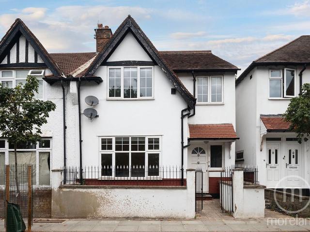Alyth Gardens, London NW11, 5 bed semi detached house to rent, £3,750 pcm | PrimeLocation