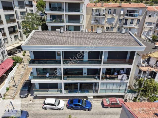 Alya Gayrimenkul Çeşme Merkezde Denize Yakın 2+1 Eşyalı Daire