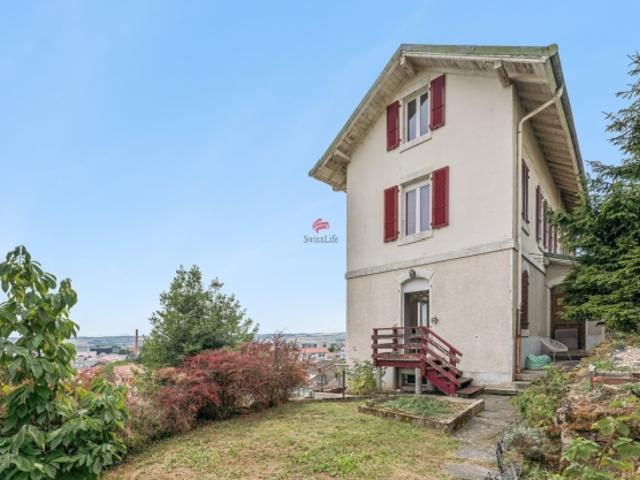 Am Fuße der Burg Haus mit Aussicht und Garten