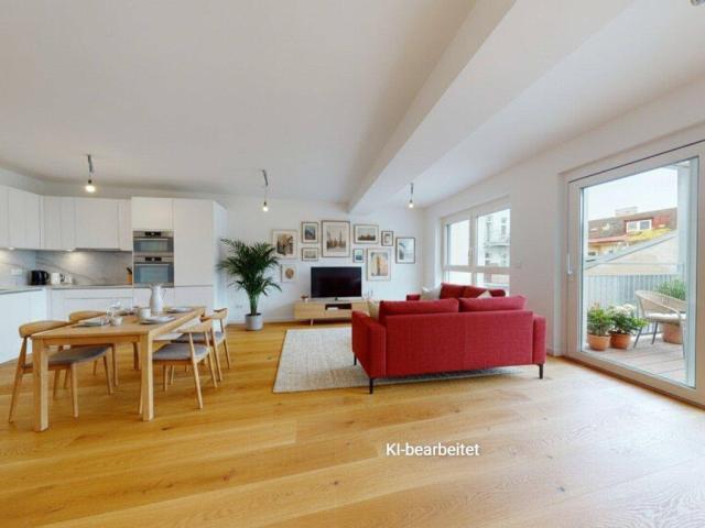 Am Kutschkermarkt | Exklusive 4 Zimmer Altbauwohnung mit rund 14 m² großer Terrasse und Grünfläche
