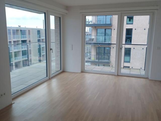 Am neuen Hafen 3 Zimmer mit Parkett, EBK, FBH und Balkon