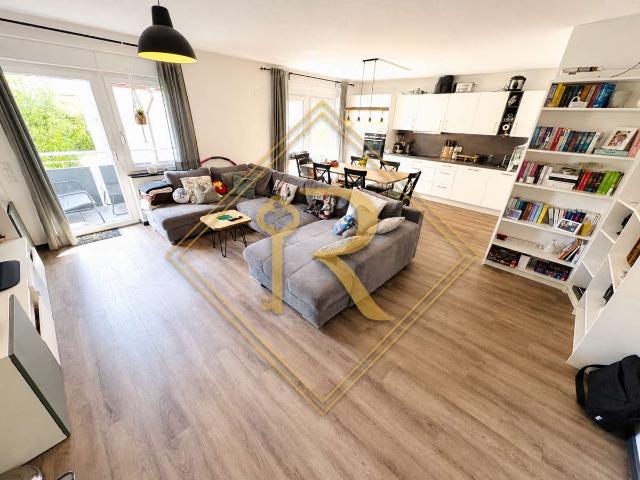 Am Salinenpark ! Schöne 3 Zimmer Wohneinheit im Erdgeschoss optional mit Garage und Stellplatz