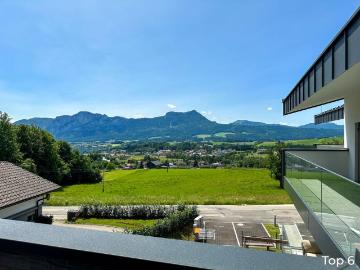 Am Sonnenhang bei Mondsee: Exklusive Dachgeschosswohnung mit Panoramabalkon in traumhafter Lage W6