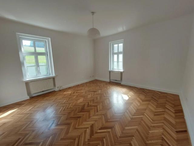 Am Stadtrand im Grünen, 51,80m² Mietwohnung mit kleiner Loggia in Steyr