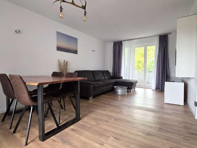 Ammersee und S Bahn vor der Tür: moderne 3 Zimmer Wohnung mit zwei Balkonen in Herrsching