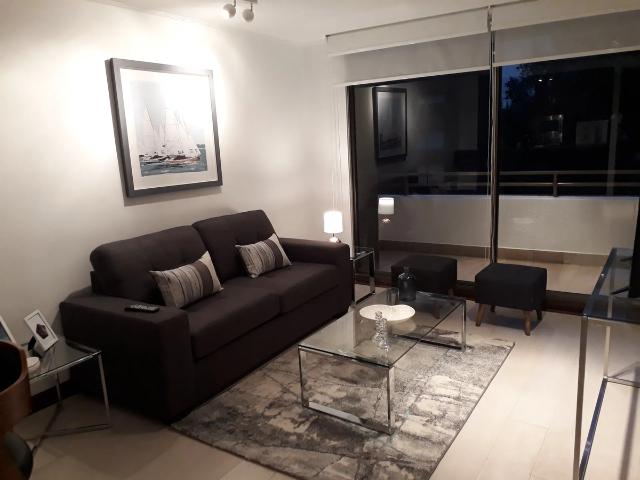 Amoblado iluminado recién renovado sofá cama lavadora/secad