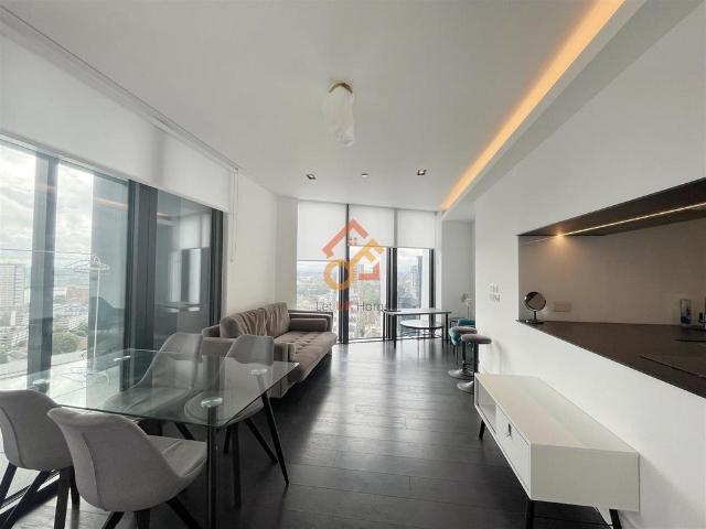 Amory Tower, 203 Marsh Wall, London E14 2 bed flat to rent £4,000 pcm £923 pw