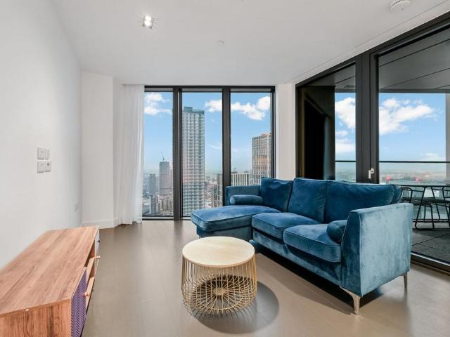 Amory Tower 2 bed flat to rent £3,600 pcm £831 pw