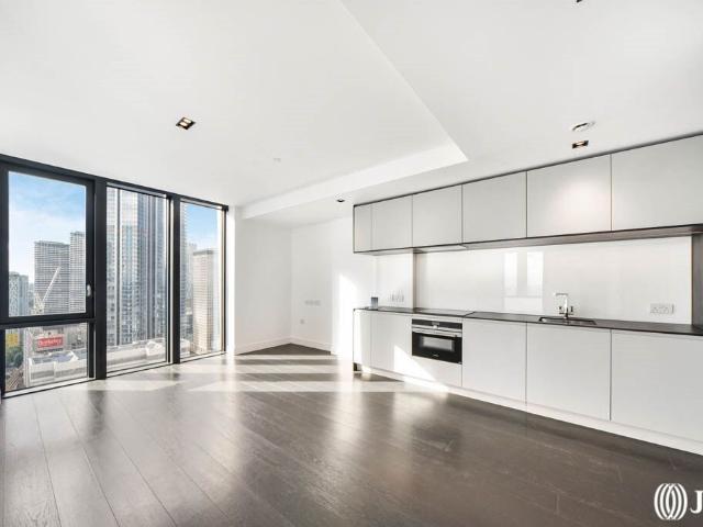 Amory Tower, Marsh Wall E14, 1 bed flat to rent, £2,708 pcm | PrimeLocation