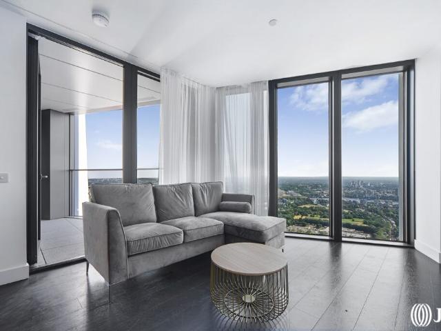 Amory Tower, Marsh Wall E14, 2 bed flat to rent, £3,532 pcm | PrimeLocation