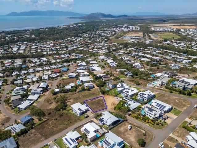 Uninterupted Ocean Views Prime Residential Land at Bushland Beach!