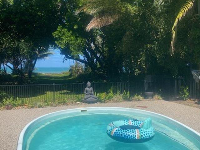 Amazing Absolute Beachfront Home Short Term Rental Only