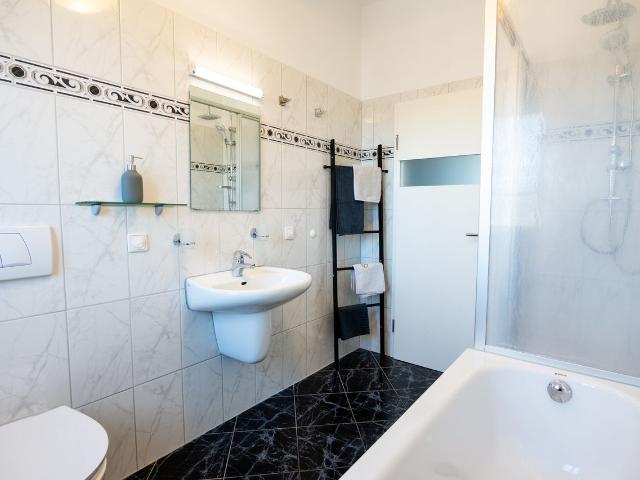 Amazing and beautiful Apartment Leipzig, Leipzig Amsterdam Apartments for Rent