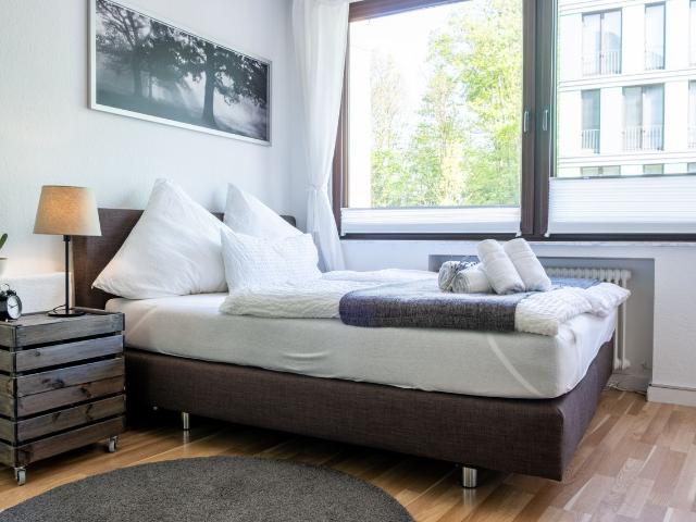 Amazing and beautiful studio in Wuppertal, Wuppertal Amsterdam Apartments for Rent