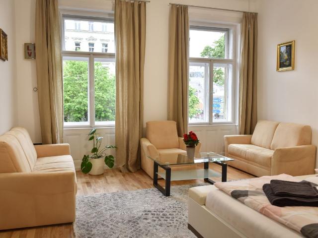 Amazing and spacios home in a central location, Vienna Amsterdam Apartments for Rent
