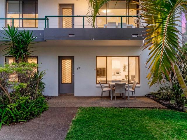 Amazing Beachfront Lifestyle & Investment Opportunity