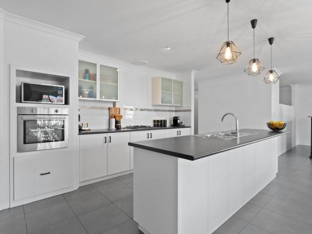 AMAZING COASTAL LIVING IN THE ANCHORAGE