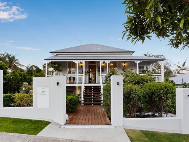 Amazing Fully Furnished Family home with Dual living Potential