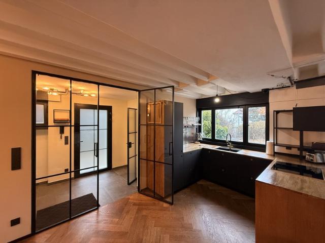 Amazing industrial Loft 3,5 room apartment near Patch Barracks in Stuttgart Killesberg
