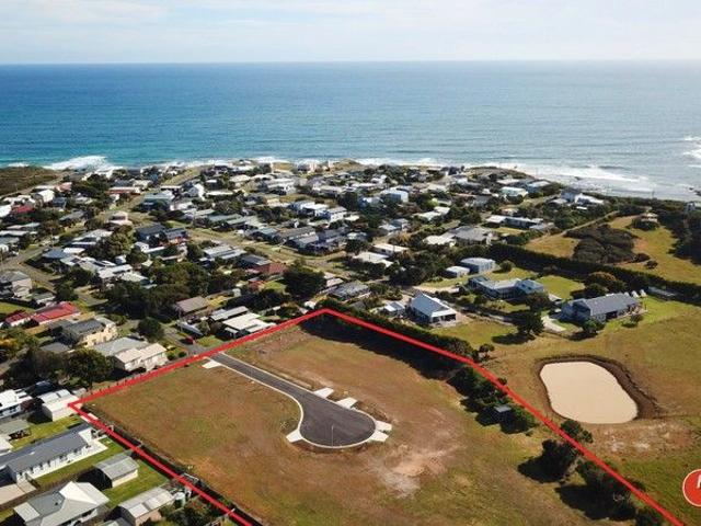 Amazing land ready to build