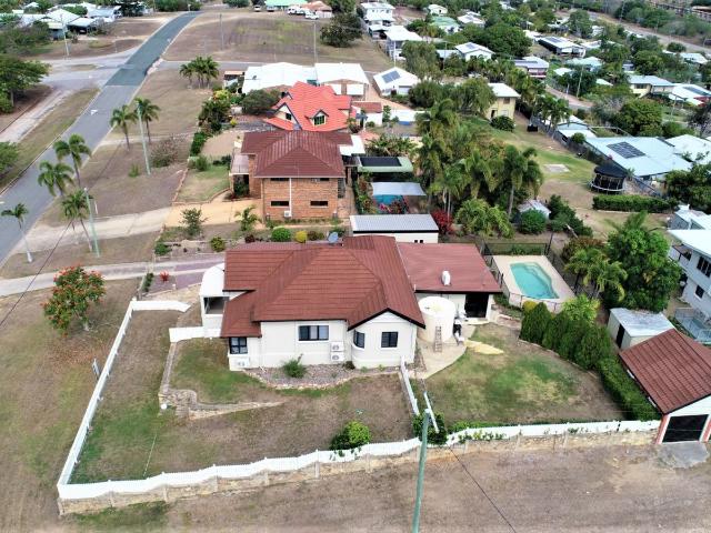 Amazing location, inground pool, perfect family home