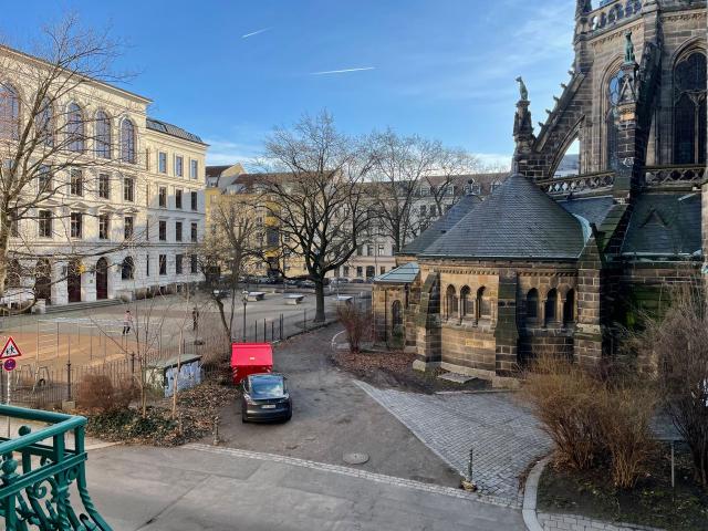 Amazing spacious apartment located next to Sankt Peters church, Leipzig Amsterdam Apartments for Rent