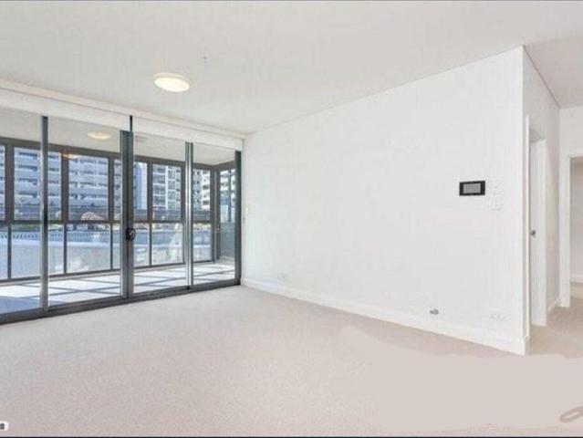 Amazing Two Bedroom with covered balcony