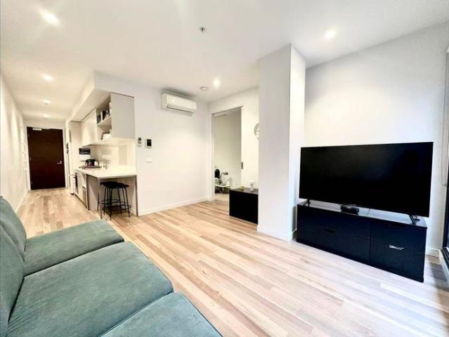Amazing Unfurnished 1 Bedroom Apartment FOR RENT