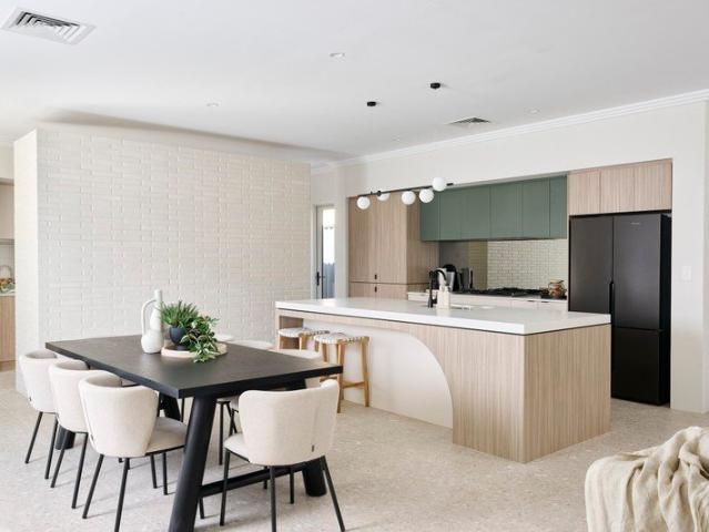 AMAZING VALUE HOME & LAND PACKAGE SOUGHT AFTER ESTABLISHED SUBURB!