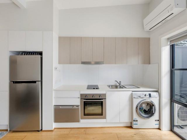 Spacious and Secure One Bedroom Apartment Sold in 2 weeks !