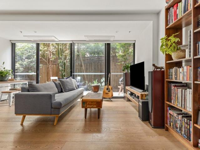 Amazing Value With Courtyard!