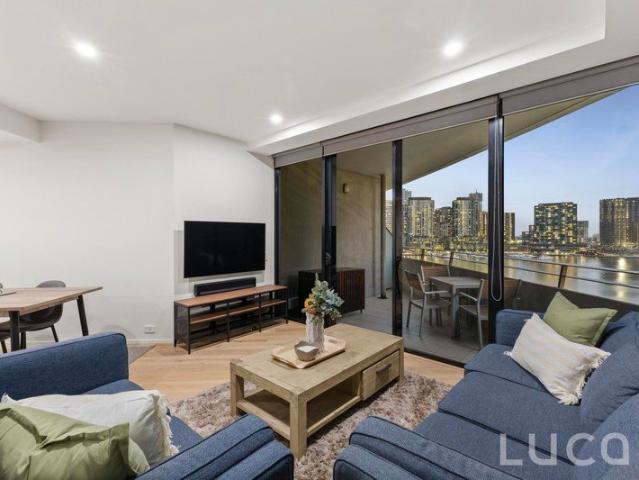 AMAZING VIEWS, SUPERB SPACE, AND MODERN COMFORT