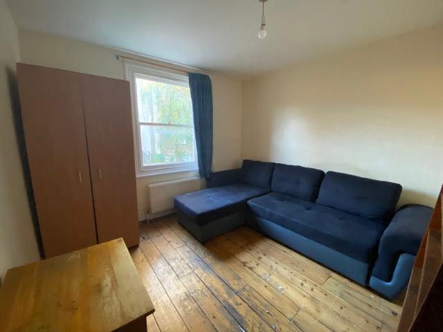 Amazing 2 bed flat in Clapham North! Av.Soon