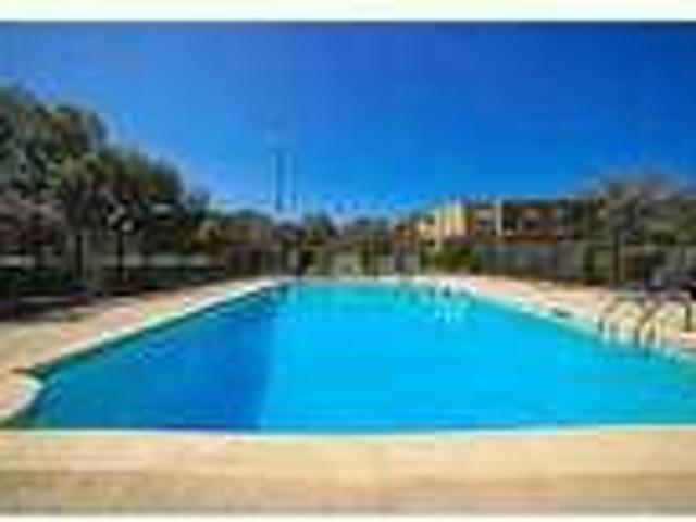 Amazing 2 bedroom, 1.50 bath for rent. $650/mo