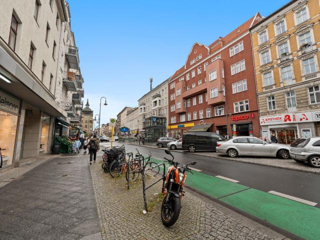 Amazing 2 bedroom apartment in Neukölln, Berlin Amsterdam Apartments for Rent
