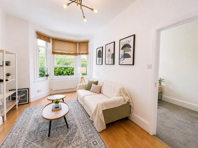 Amazing 2 bedroom flat from 4th September