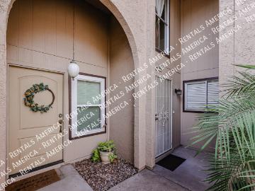 Amazing 2 BR / 2 BA North Glendale Townhome off Bellair Golf Park