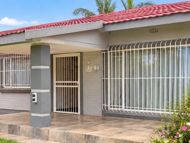 Amazing 4 Bedroom House to Rent! Looking for space, comfort, entertainment and security? This beautiful four bedroom home has everything you need! Property Features: 4 Spacious Bedrooms 2 Bathrooms Entertainment Area – perfect for hosting family and f